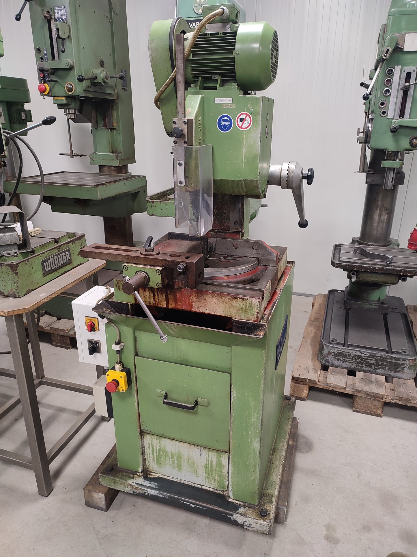 Circular saw machine Whalen