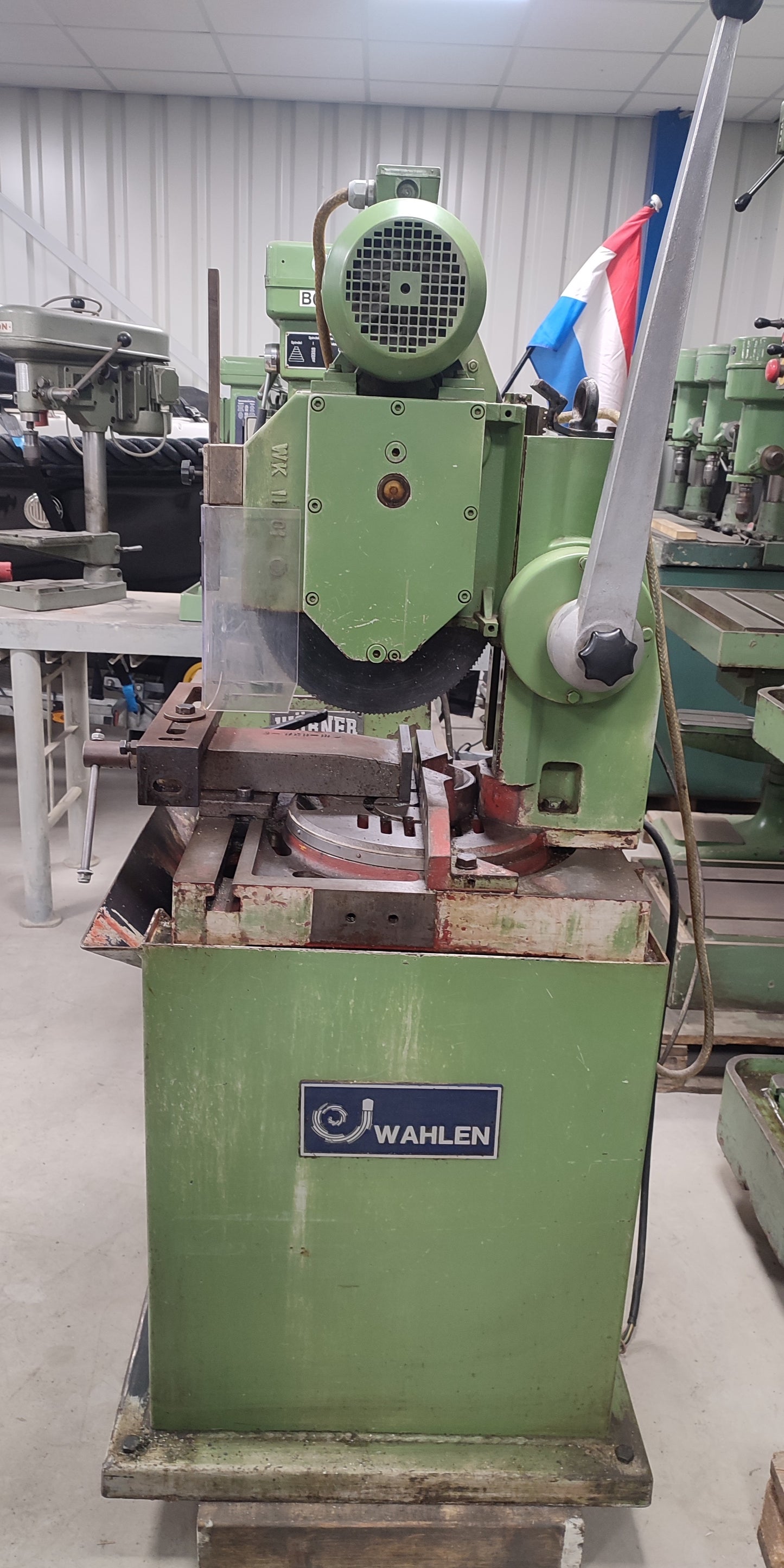 Circular saw machine Whalen
