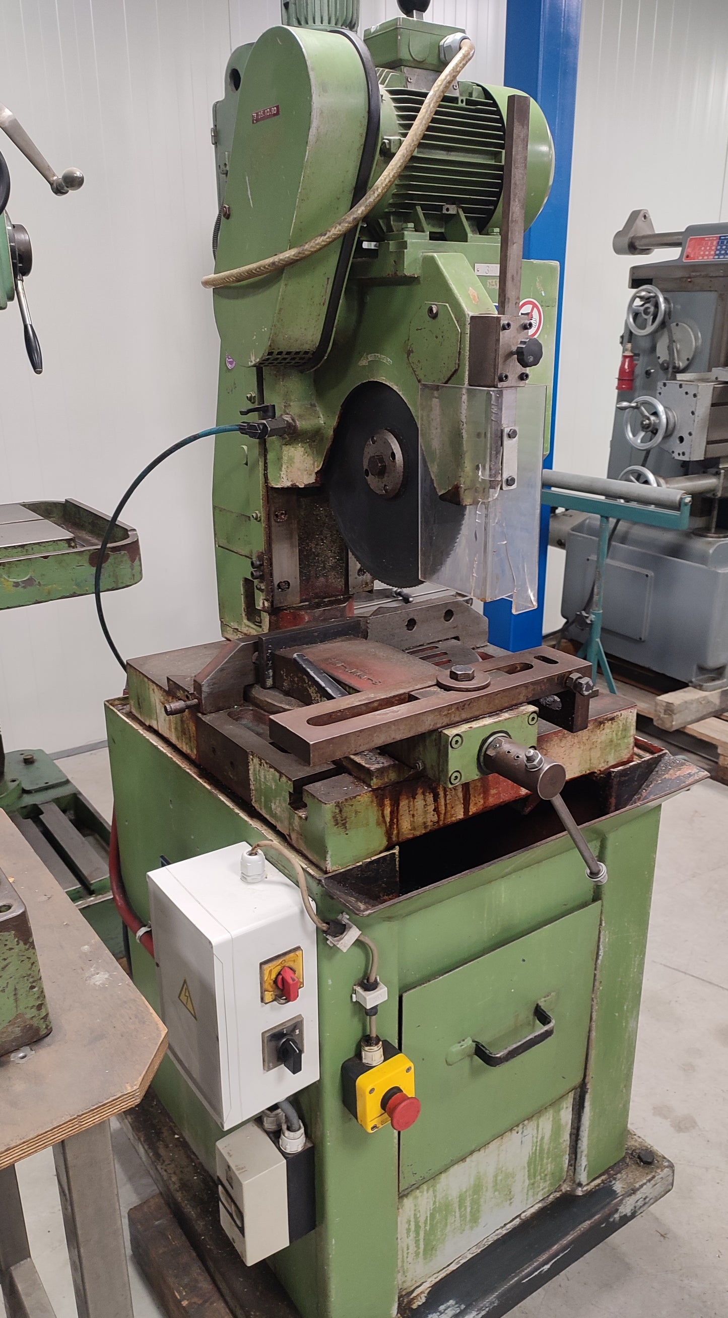 Circular saw machine Whalen